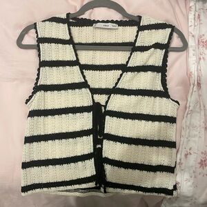Zara - like new - vest